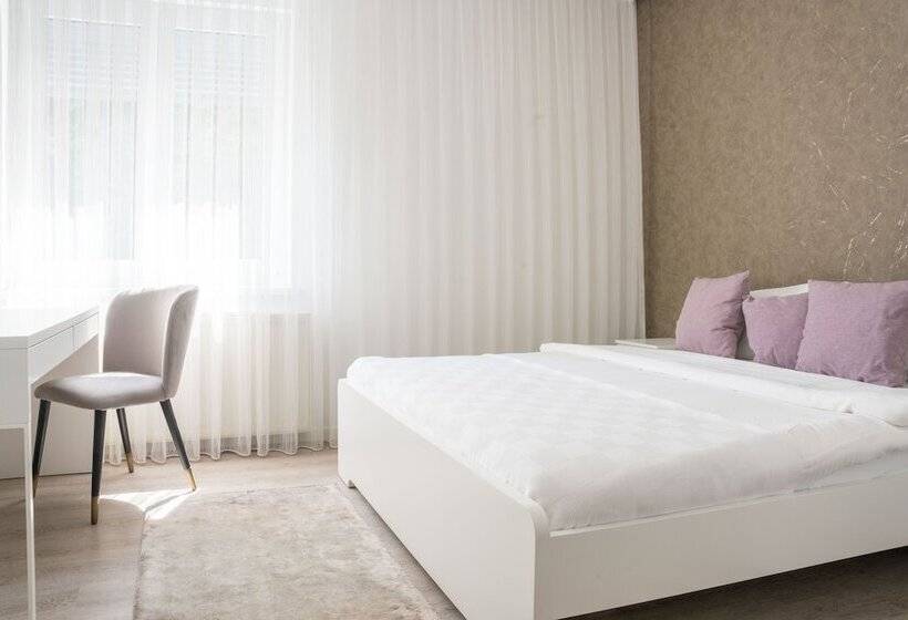 اتاق سوپریور, Morea