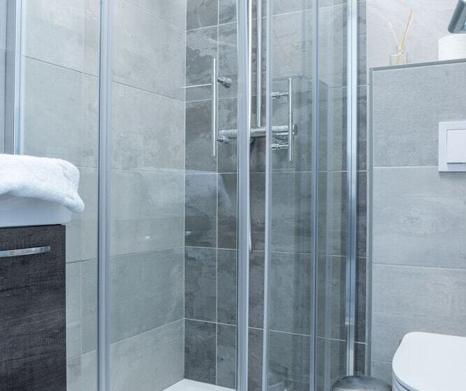 اتاق سوپریور, Morea