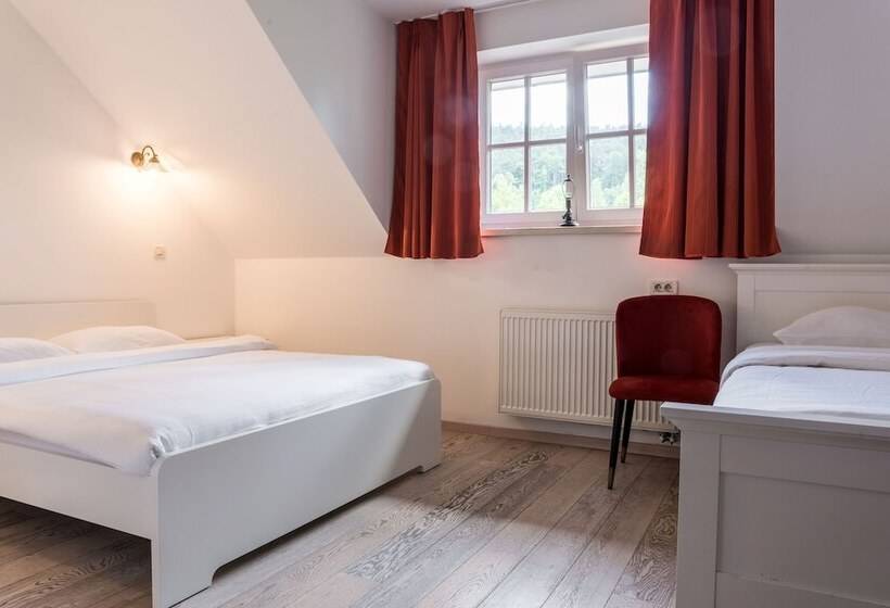 اتاق استاندارد سه نفره, Morea