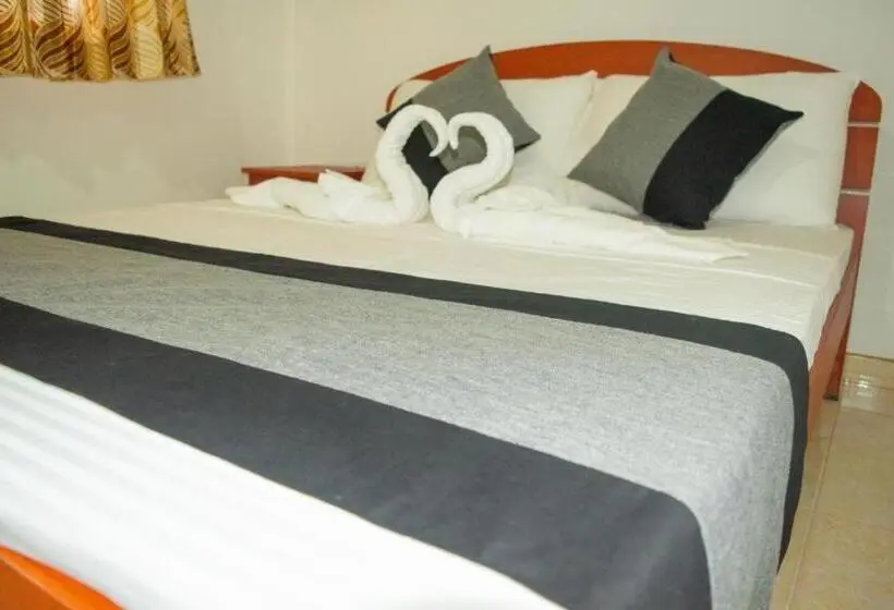 اتاق استاندارد, Owinro Beach Hotel & Restaurant Waikkala