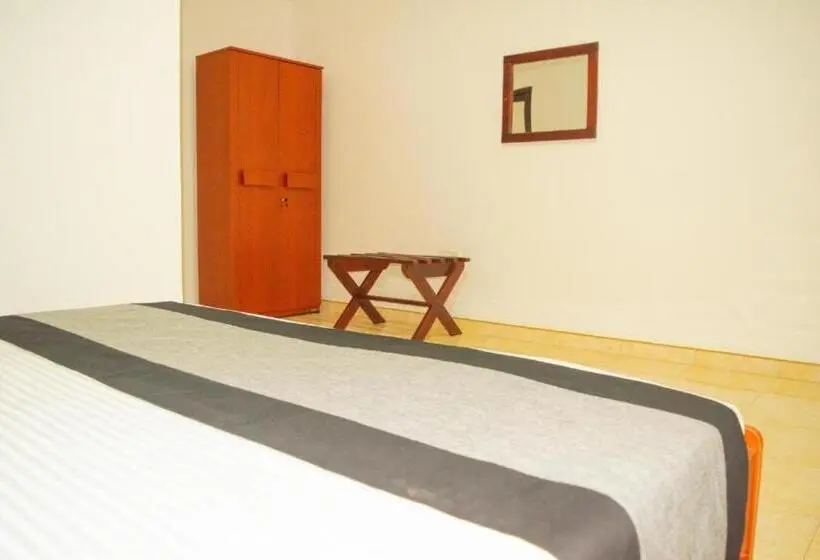 اتاق استاندارد, Owinro Beach Hotel & Restaurant Waikkala