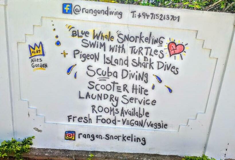 Bed in Shared Room, The White House