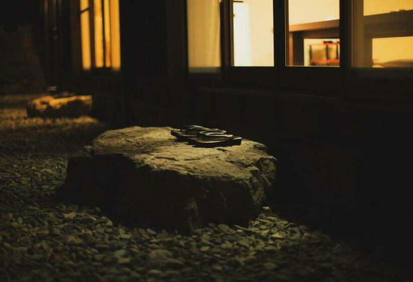 غرفة سوبيريور, Matsunaga Rokkan Fujiya