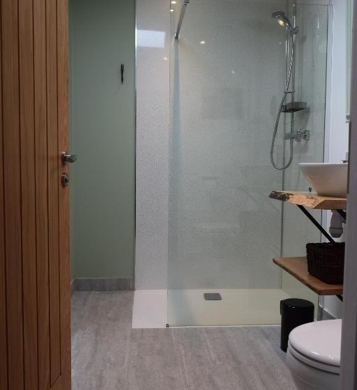 Номер Стандарт, The Sanctuary Cornwall