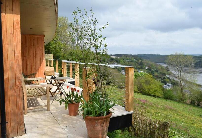 شقة غرفة واحدة, The Sanctuary Cornwall