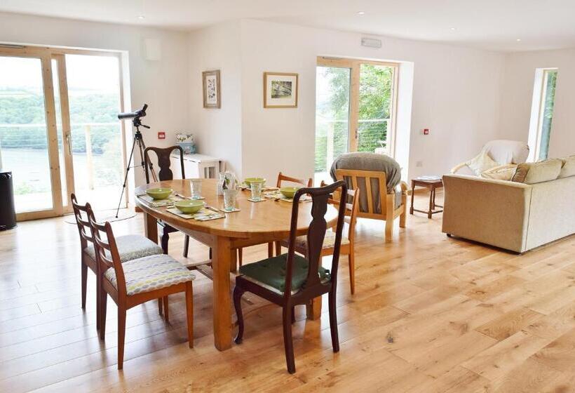 Апартаменты 1 Спальня, The Sanctuary Cornwall