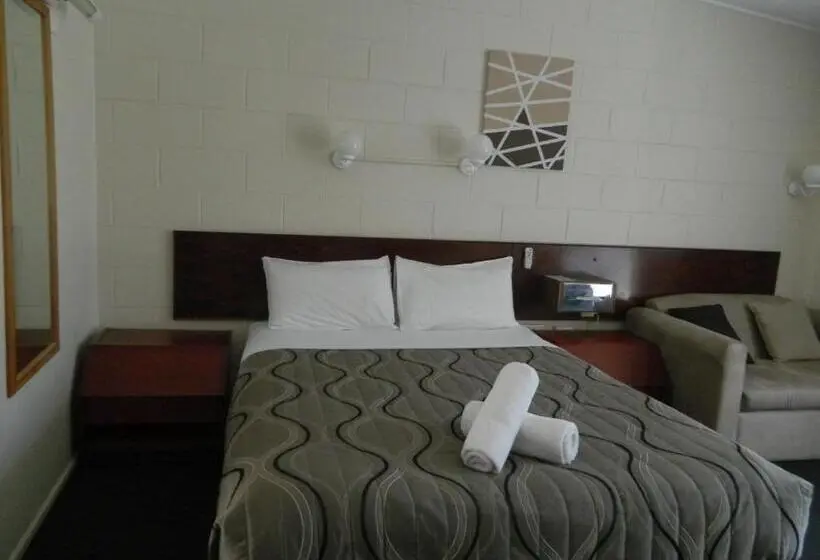 اتاق اجرایی, Coachman Motel