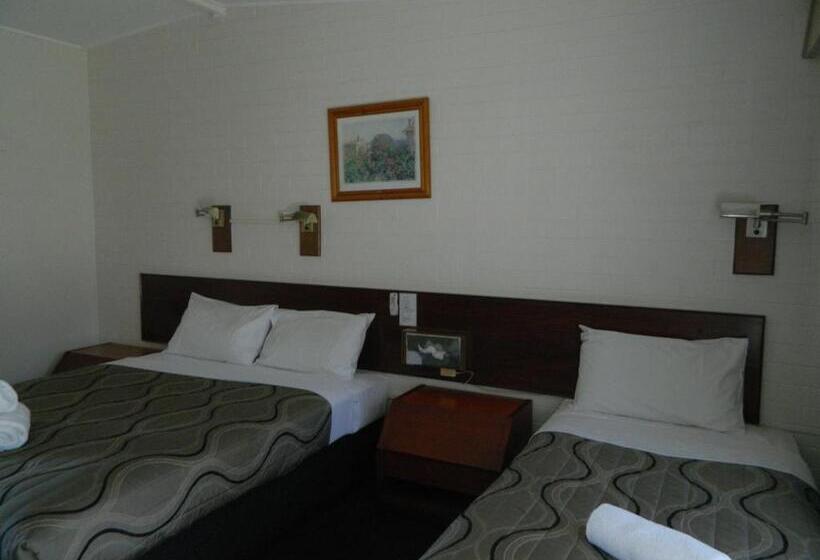 اتاق استاندارد, Coachman Motel