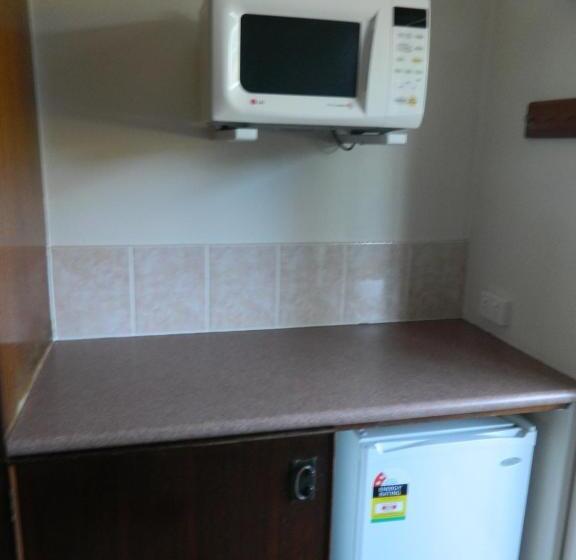 اتاق استاندارد, Coachman Motel