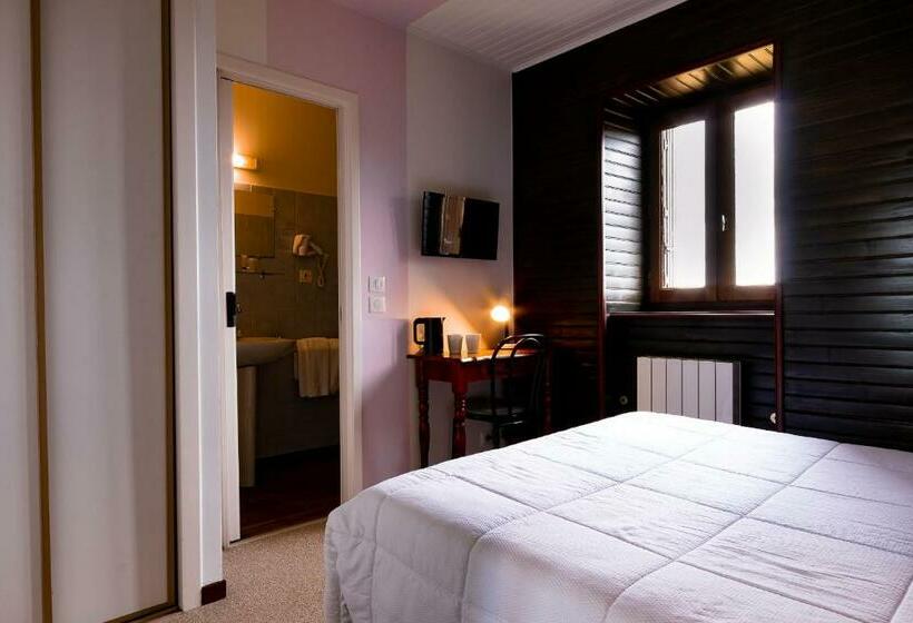 Номер Комфорт, Hôtel Le Cantou 354