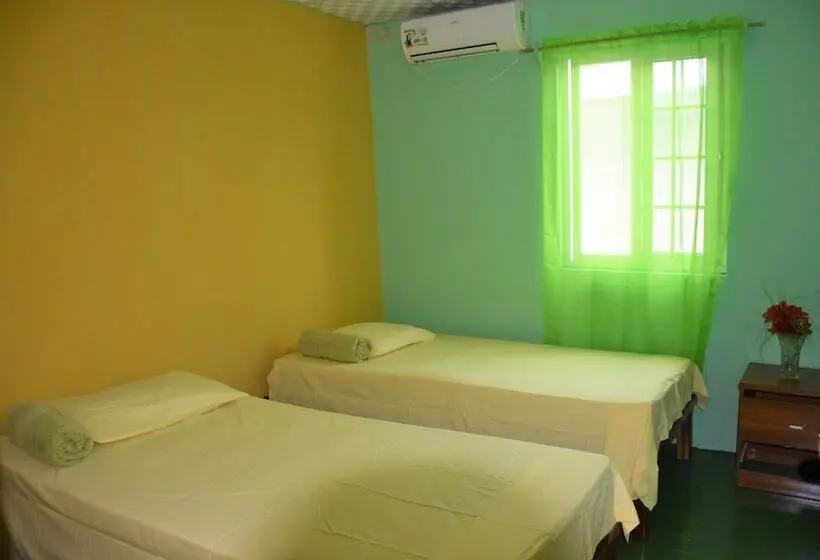 اتاق استاندارد, Hostal Green Coast   Hostel