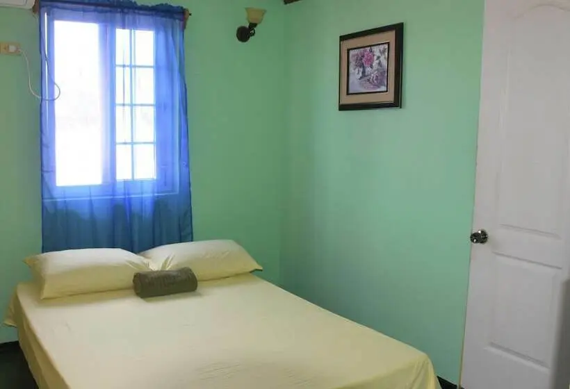 اتاق استاندارد, Hostal Green Coast   Hostel