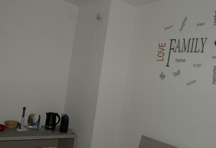 חדר משפחתי, B&b Casa Di Lauro