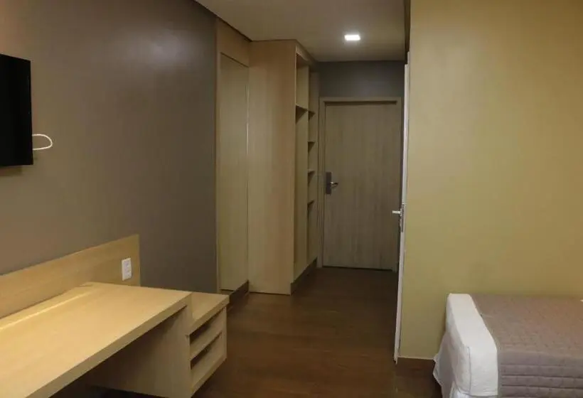 シングルデラックスルーム, Roma