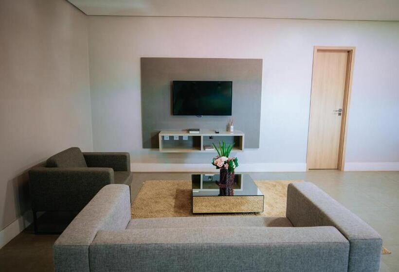 キングサイズベッドのスイートルーム, Roma