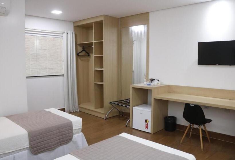 Трехместный Номер Стандарт Вид на Сад, Roma