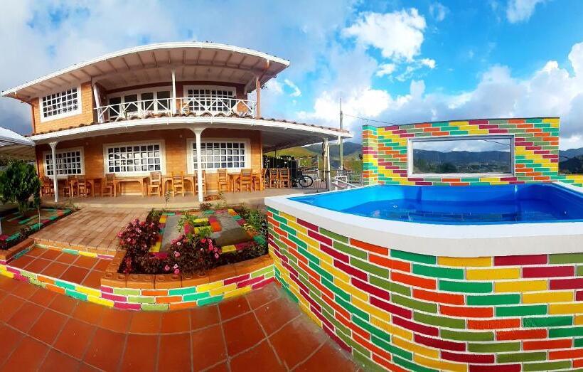 패밀리 룸, El Mirador De Guatapé 2