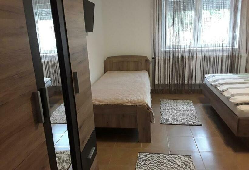 带2个卧室的公寓, Mária Vendégház