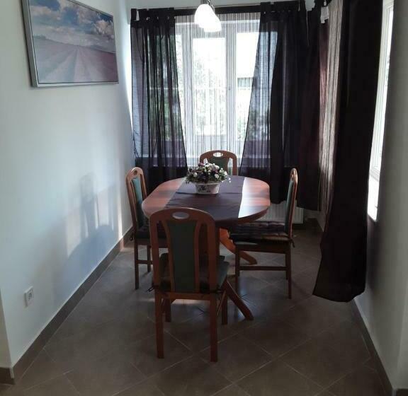 침실 2개 아파트, Mária Vendégház