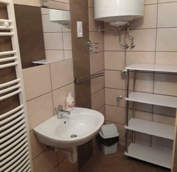 침실 2개 아파트, Mária Vendégház