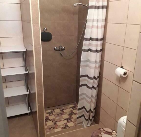 침실 2개 아파트, Mária Vendégház