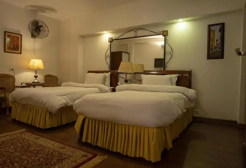 سوئیت با تخت بزرگ, Maisonette Firhill Resort