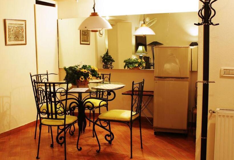 سوییت, Maisonette Firhill Resort