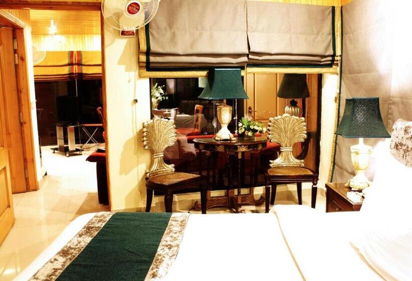 سوییت اجرایی, Maisonette Firhill Resort