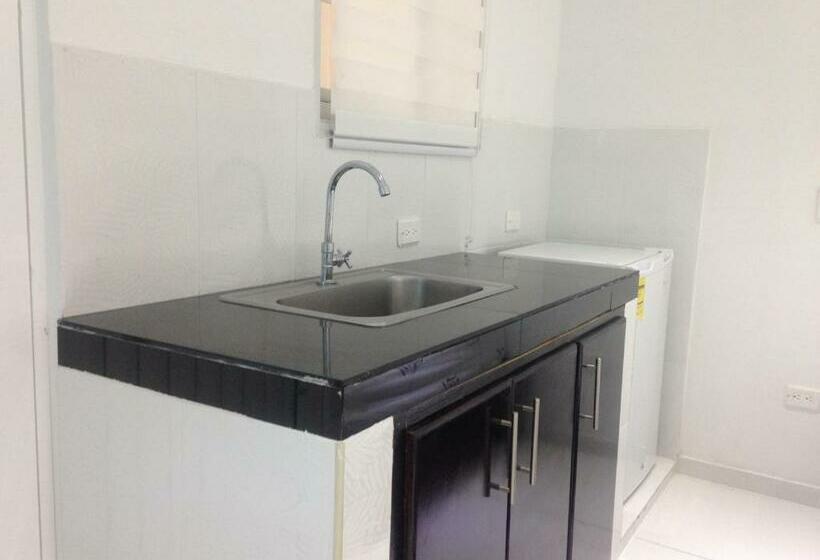 Семейный Номер, Alojamientos Turisticos Titanic