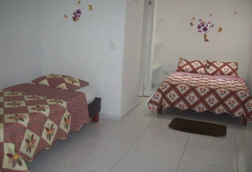 Семейный Номер, Alojamientos Turisticos Titanic