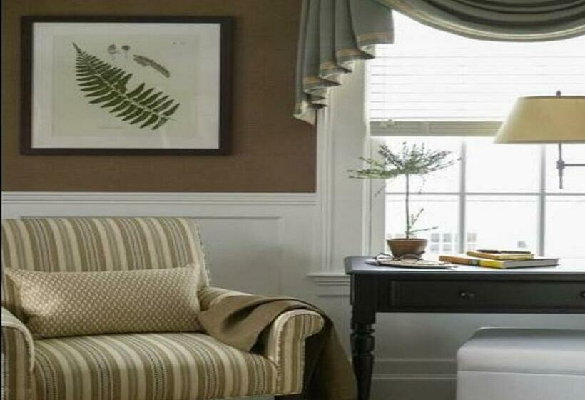 סוויטה דלוקס, The White Hart