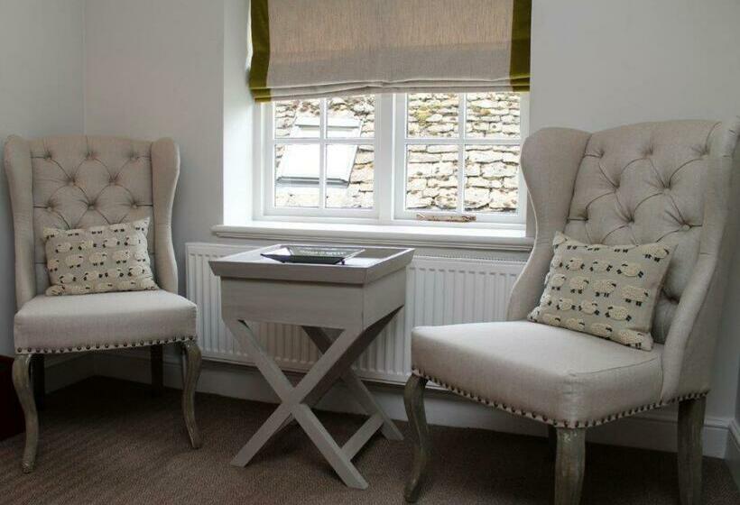 غرفة قياسية, Five Alls