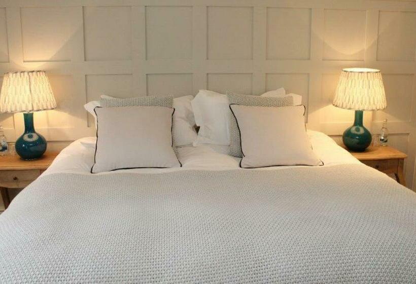 غرفة قياسية, Five Alls