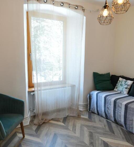 スイート, La Domerie   Maison D Hôtes