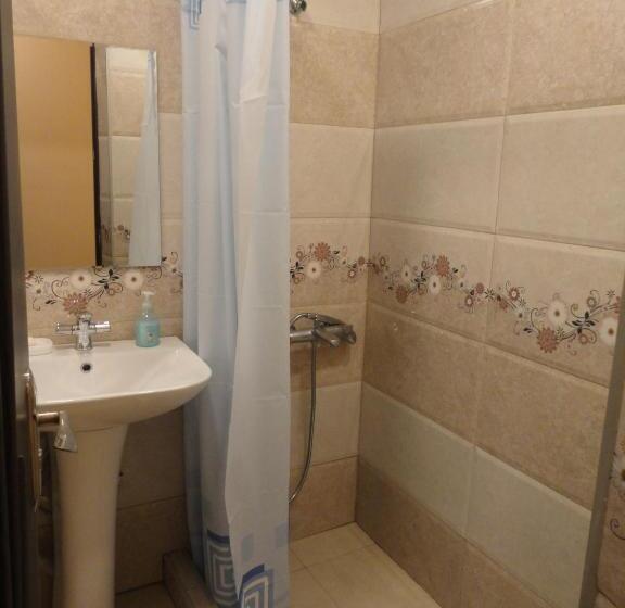 이코노미 룸, Like Home Guesthouse & Tours