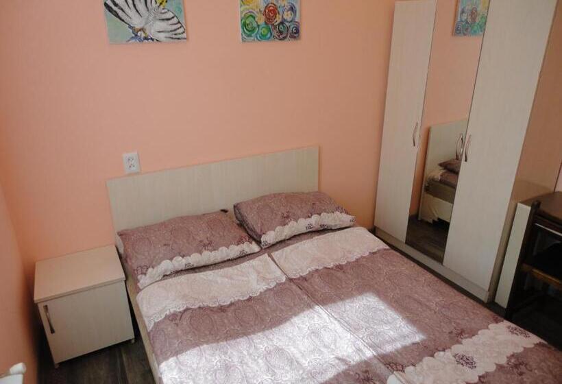 이코노미 룸, Like Home Guesthouse & Tours