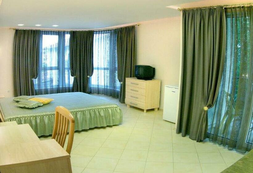 ジュニアスイート, Stela Guest House