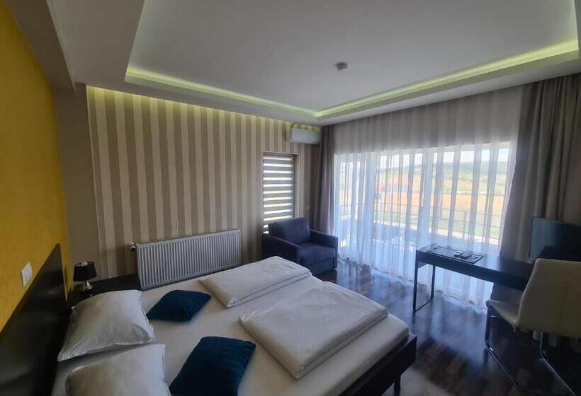 ویلای 1 خوابه, Vila Privilege Felix