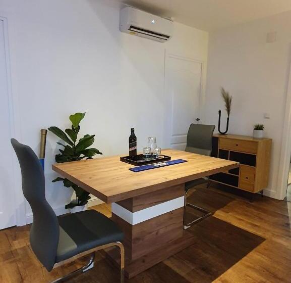 سوییت خانوادگی, Vila Privilege Felix