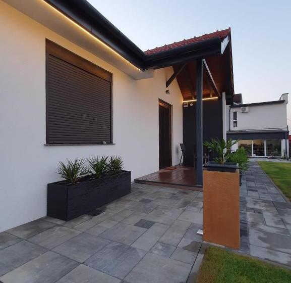 سوییت خانوادگی, Vila Privilege Felix