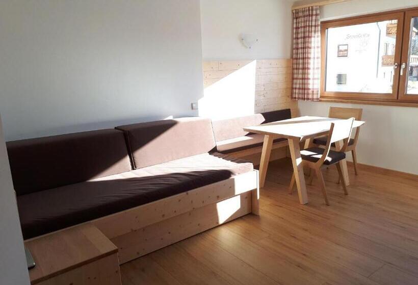 آپارتمان 1 خوابه با چشم‌انداز, Residence Viktoria