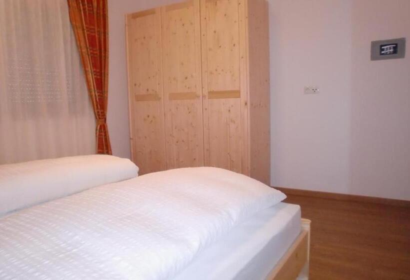 带2个卧室的高级公寓, Residence Viktoria