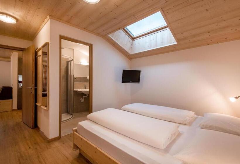 带2个卧室的高级公寓, Residence Viktoria