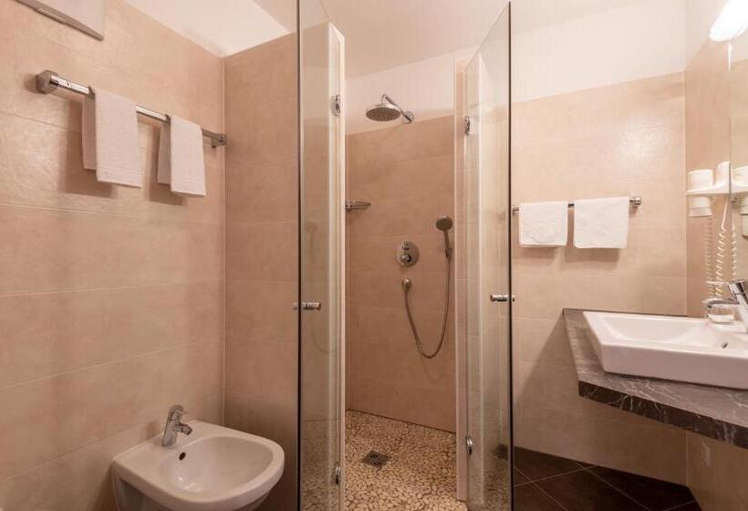 带2个卧室的高级公寓, Residence Viktoria