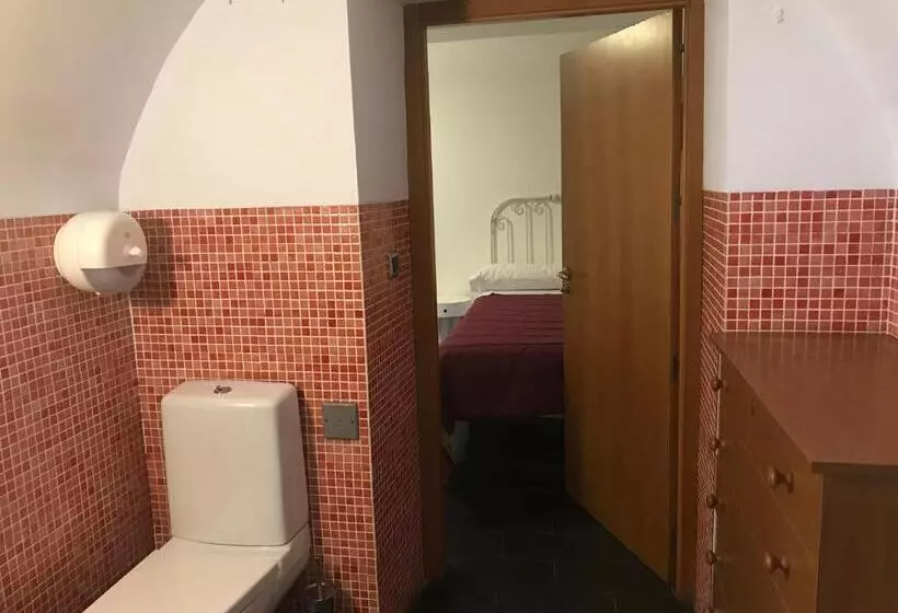 اتاق استاندارد سه نفره, Albergue Las Veletas