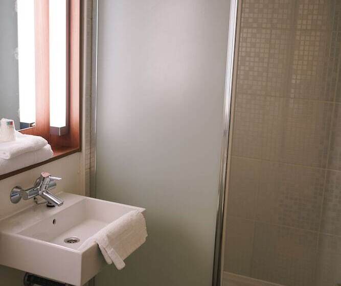 스탠다드 룸, Campanile Troyes Sud  Bucheres