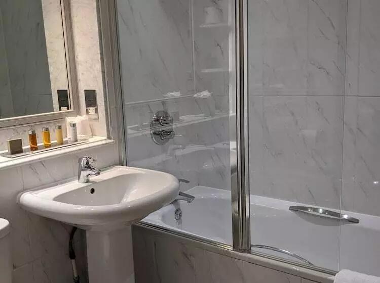 インサイドのシングルルーム, Cotswold Lodge