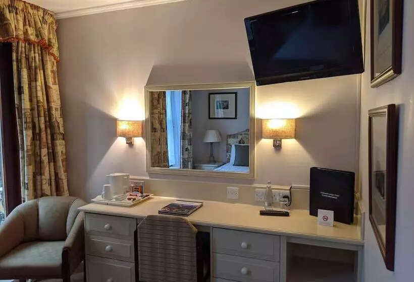 インサイドのシングルルーム, Cotswold Lodge