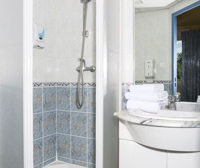 スタンダード４人部屋, & Residence Avermes