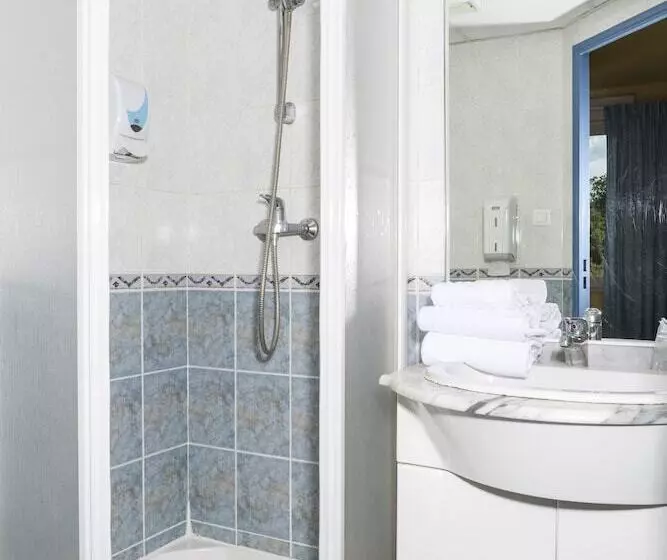 Dört Kişilik Standart Oda, & Residence Avermes